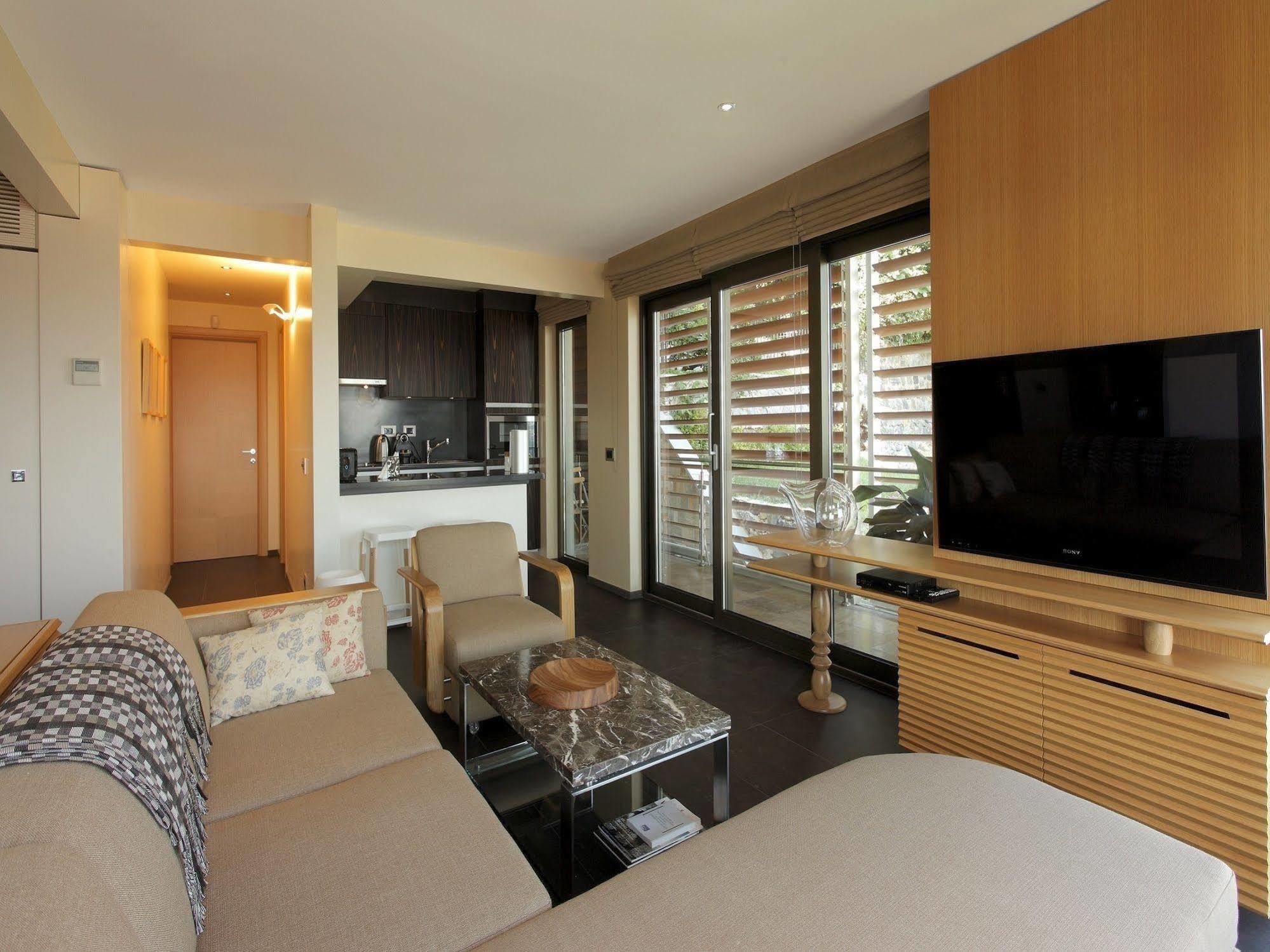 Deris Bosphorus Lodge Apartments Istanbul Exterior foto