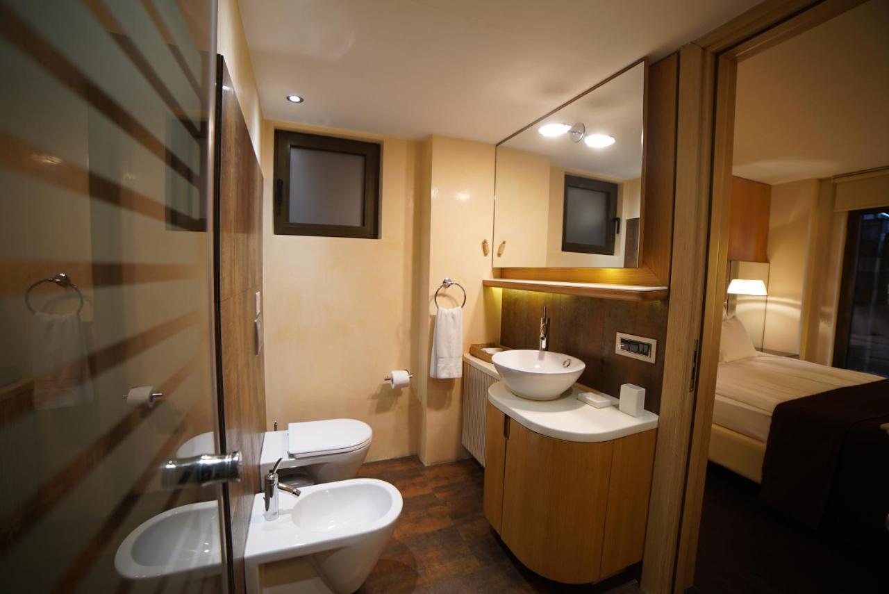 Deris Bosphorus Lodge Apartments Istanbul Exterior foto